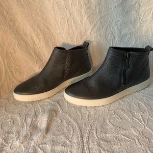 ecco fara zip bootie